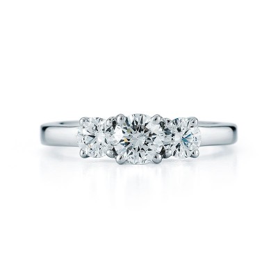 3 Stone Round Diamond Ring